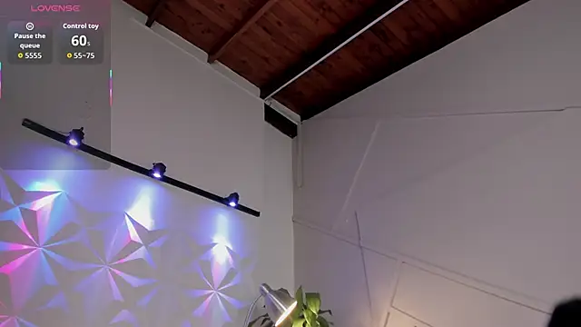 GabiSaenz  online show from 04/12/26, 11:26