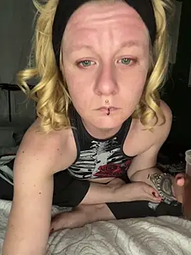 Snapshot of Autumn_paige chatting on 02/13/26, 02:07 Autumn paige online show from 02/13/26, 02:07