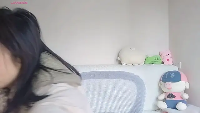 -J-o-y- online show from 01/10/26, 05:42