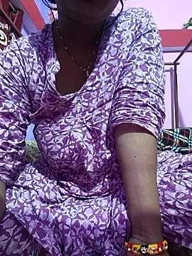 Snapshot of Simmisingh99 chatting on 01/09/26, 09:38 Simmisingh99 online show from 01/09/26, 09:38