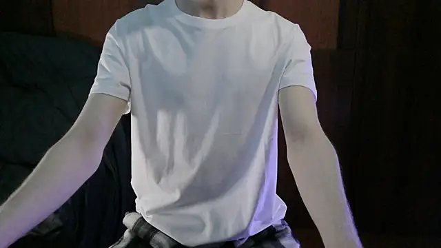 Snapshot of Sauntper chatting on 02/18/26, 10:28 Sauntper online show from 02/18/26, 10:28