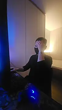 OnlyHand9x online show from 02/03/26, 04:56