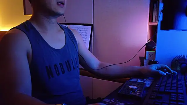 OnlyHand9x online show from 07/04/26, 06:03