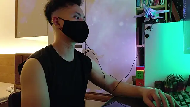 OnlyHand9x online show from 07/08/26, 04:11