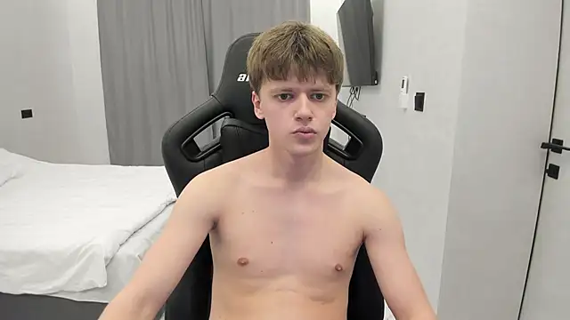 bonekoambalabu online show from 04/18/26, 07:58