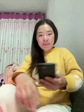 Faded pink online show from 02/01/26, 11:20