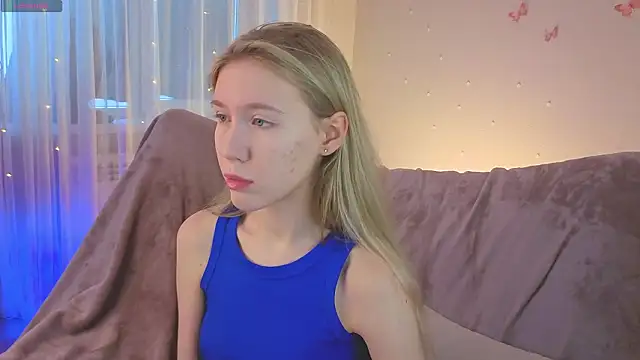 Snapshot of SirenThalassa chatting on 02/15/26, 07:38 SirenThalassa online show from 02/15/26, 07:38