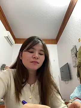 Snapshot of Small_big chatting on 01/14/26, 01:44 Small big online show from 01/14/26, 01:44