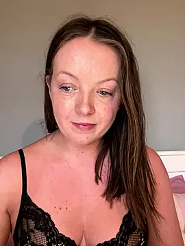 Snapshot of Nova-Vixen chatting on 01/07/26, 03:47 Nova-Vixen online show from 01/07/26, 03:47