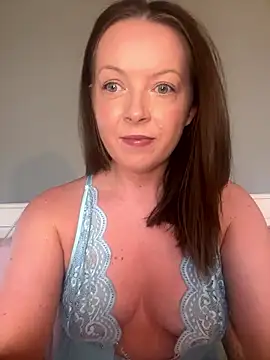 Snapshot of Nova-Vixen chatting on 01/10/26, 02:41 Nova-Vixen online show from 01/10/26, 02:41