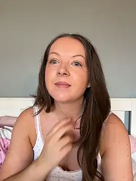 Snapshot of Nova-Vixen chatting on 02/28/26, 09:10 Nova-Vixen online show from 02/28/26, 09:10