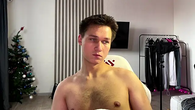 InfernoLustt online show from 02/15/26, 07:51