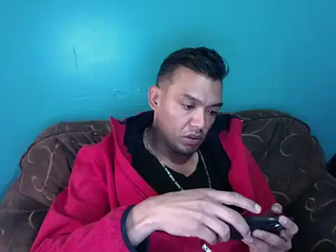 latinomoreno95 online show from 01/08/26, 07:49