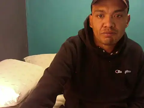 latinomoreno95 online show from 01/09/26, 05:26