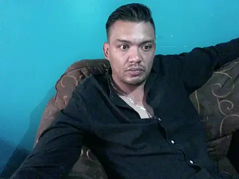 latinomoreno95 online show from 02/09/26, 10:36