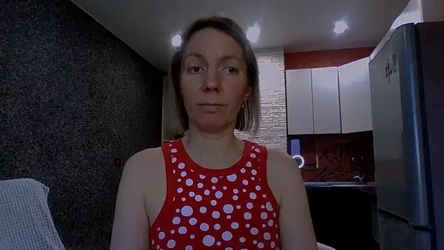 Amanda Luxe online show from 02/02/26, 03:05