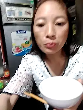 muamua99 online show from 02/25/26, 12:42