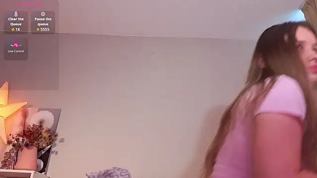SmolCutie online show from 07/23/26, 05:27