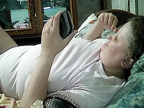 Snapshot of nataly4560 chatting on 06/06/26, 08:35 nataly4560 online show from 06/06/26, 08:35
