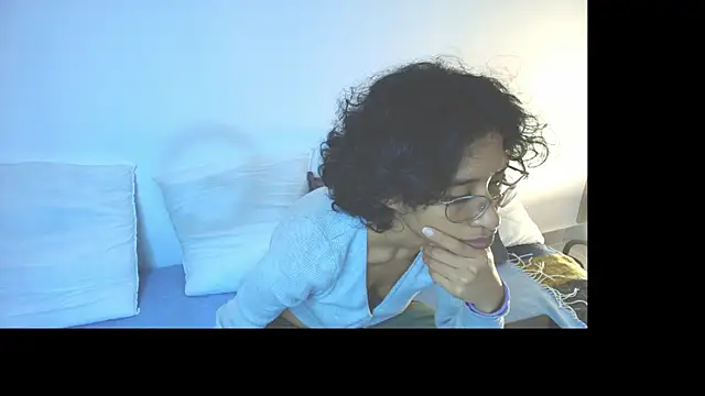 Snapshot of Kharol_cool chatting on 05/22/26, 05:36 Kharol cool online show from 05/22/26, 05:36