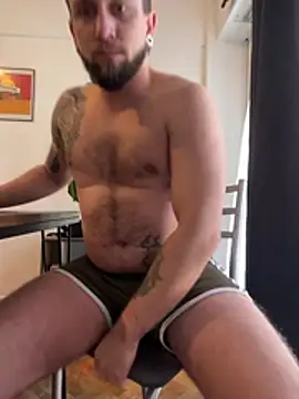 Snapshot of Chubandchaser chatting on 02/20/26, 12:38 Chubandchaser online show from 02/20/26, 12:38