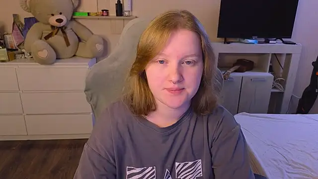 Ol1via online show from 04/02/26, 01:58