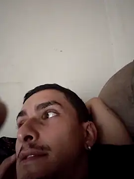 Fefe2805 online show from 04/27/26, 06:39