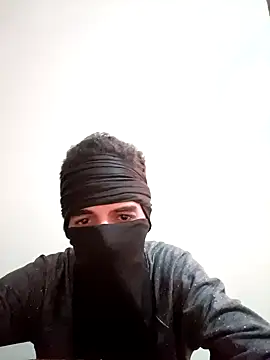 Snapshot of X-chmkar chatting on 03/02/26, 11:28 X-chmkar online show from 03/02/26, 11:28