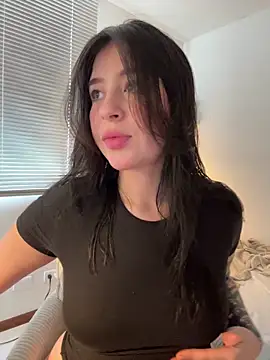 evelynrosess1 online show from 03/07/26, 10:07