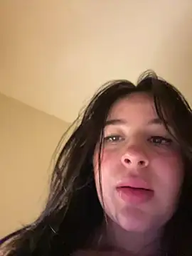 evelynrosess1 online show from 04/21/26, 01:42