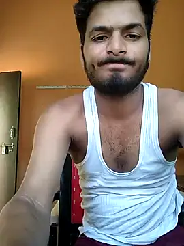 Snapshot of avi007pp chatting on 07/14/26, 06:51 avi007pp online show from 07/14/26, 06:51