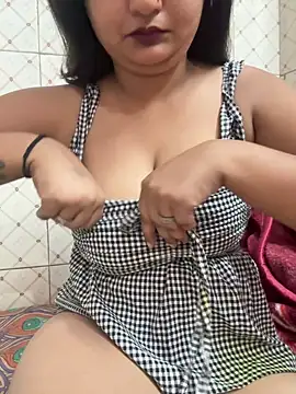 Snapshot of Curvy_Anaya chatting on 05/02/26, 06:29 Curvy Anaya online show from 05/02/26, 06:29