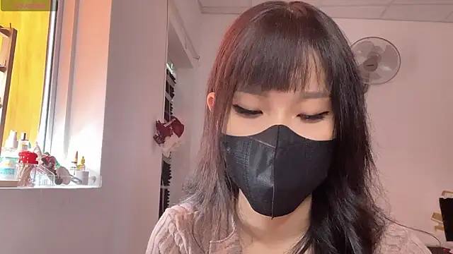 Tieu-May online show from 02/25/26, 07:51