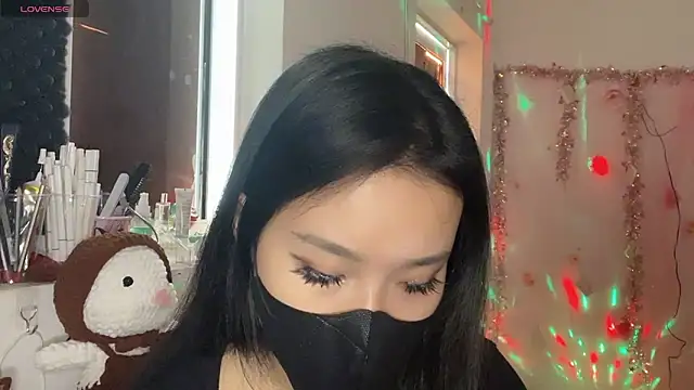 Tieu-May online show from 03/17/26, 09:34