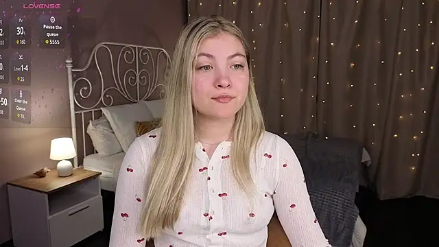 Angel  Grace online show from 04/15/26, 12:17