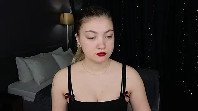 Angel  Grace online show from 04/20/26, 12:13