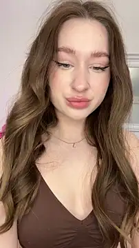 Snapshot of cuteeyesbaby chatting on 02/18/26, 04:19 cuteeyesbaby online show from 02/18/26, 04:19