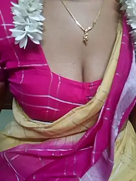 Snapshot of tamil-Diya90 chatting on 07/09/26, 09:08 tamil-Diya90 online show from 07/09/26, 09:08