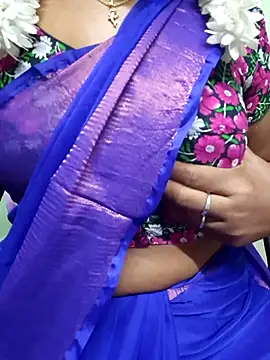 Snapshot of tamil-Diya90 chatting on 07/15/26, 05:51 tamil-Diya90 online show from 07/15/26, 05:51