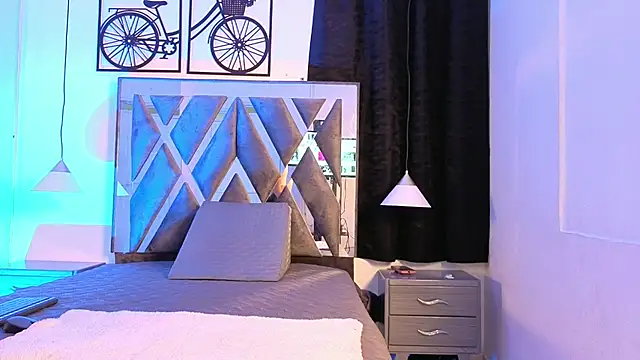 SalomeWilson online show from 01/13/26, 07:52