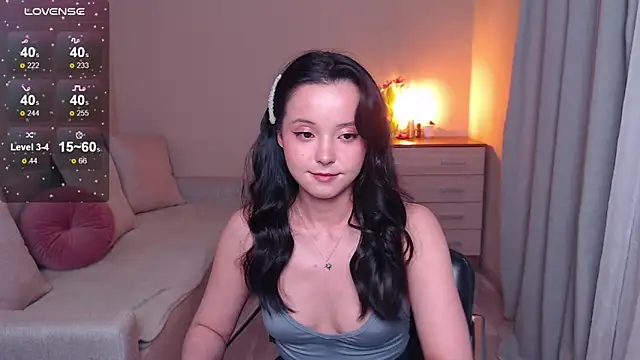 lia hetty online show from 03/14/25, 07:12