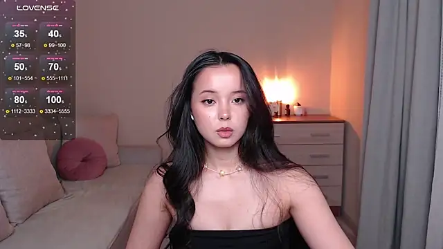 lia hetty online show from 11/01/25, 01:46