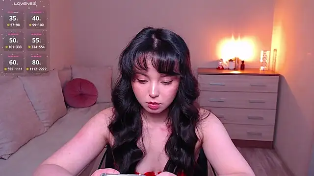 lia hetty online show from 04/12/26, 04:12