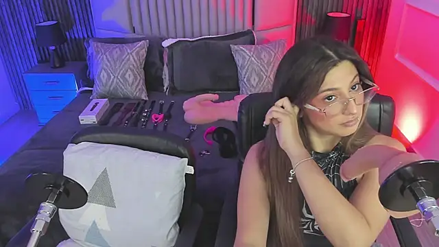 Ariablakee online show from 04/11/26, 05:34