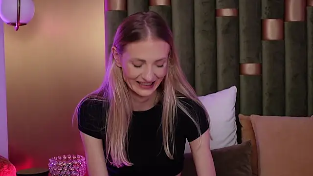 AmeliaAngel online show from 11/23/25, 06:24