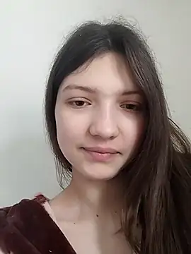 LunaTori456 online show from 03/04/26, 08:20