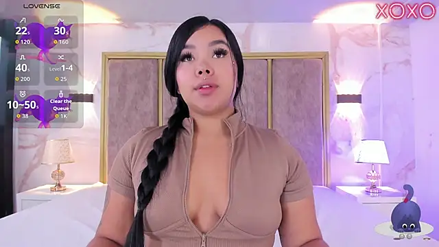 Liaevans   online show from 01/05/26, 07:50