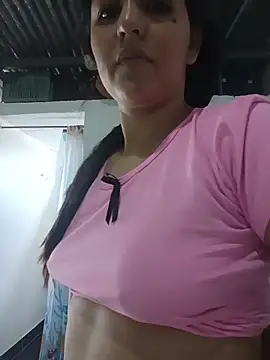 zaraluxx1 online show from 02/27/26, 05:46