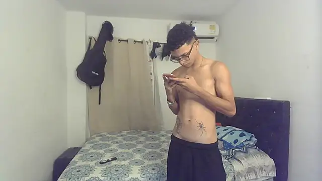 pocket loversxxx online show from 04/08/26, 03:39