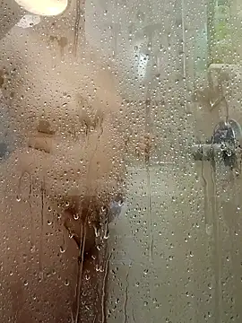 Snapshot of spicysharky chatting on 02/05/26, 06:29 spicysharky online show from 02/05/26, 06:29